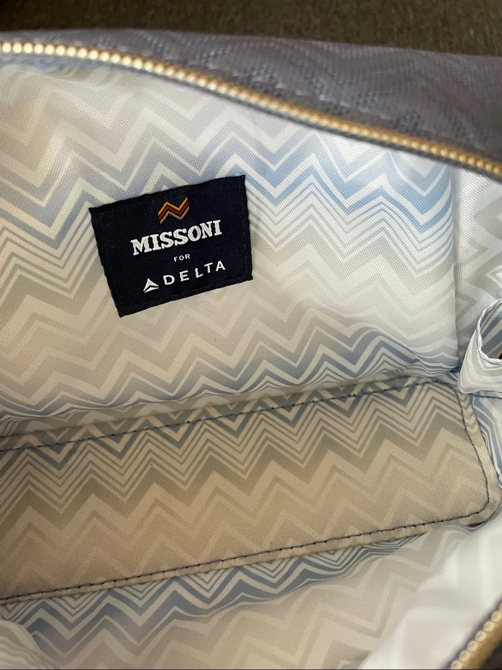 Missoni cosmetic case make up like new bag